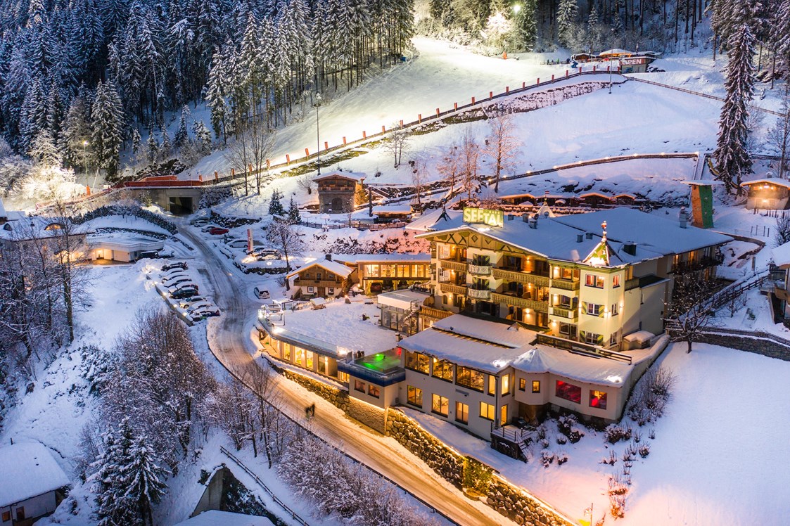 Kinderhotel: Ski in Ski out: urlauben Sie direkt an der Skipiste - Alpin Family Resort Seetal