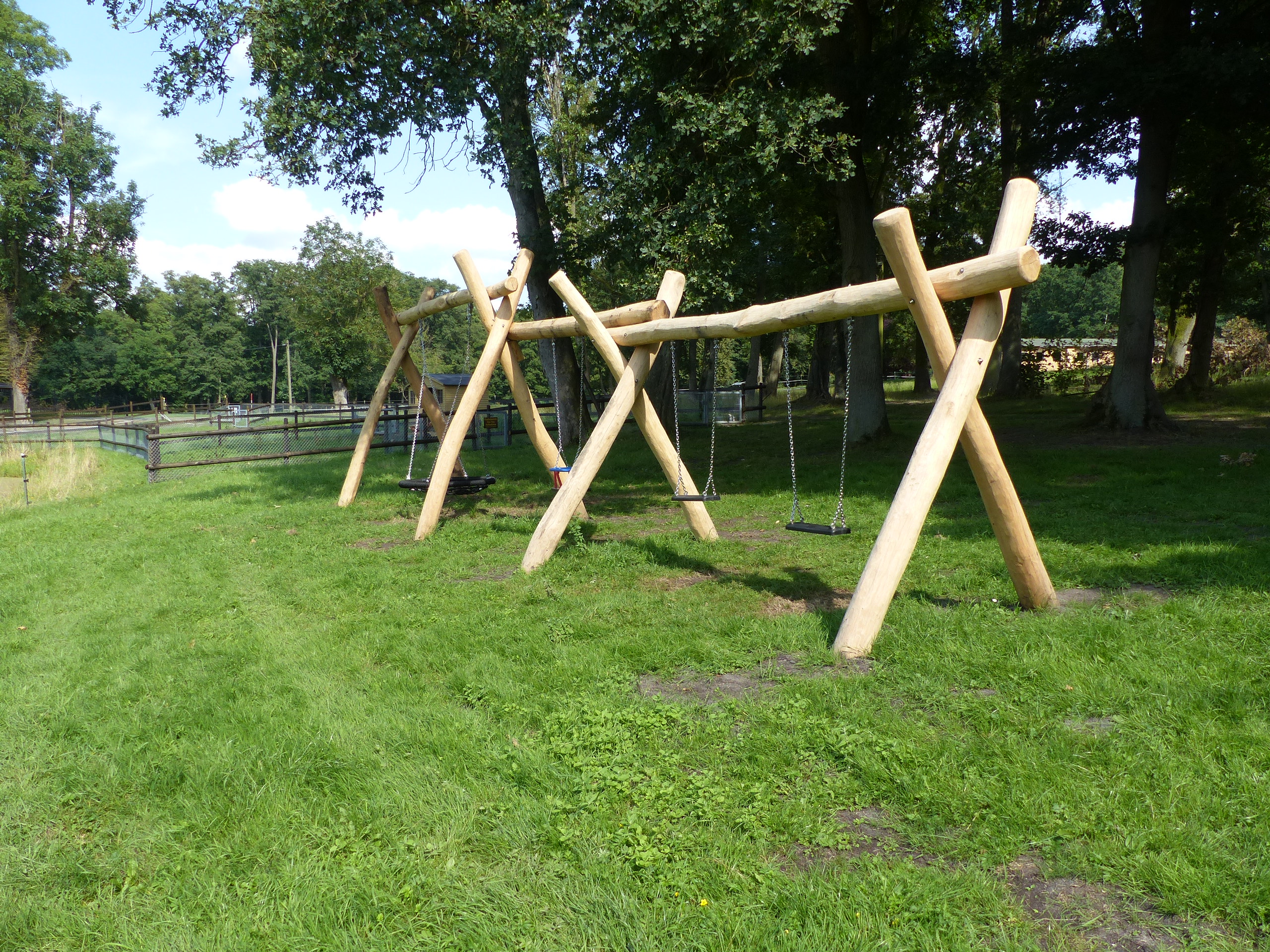 Kinderhotel: Spielwelten_Schaukel - Bernsteinland Wendorf