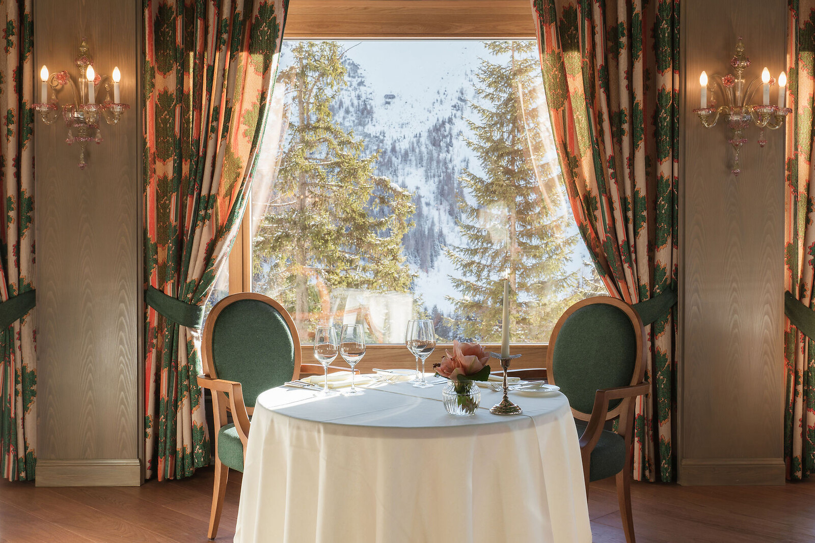 Kinderhotel: Grand Restaurant Tschuggen Grand Hotel - Tschuggen Grand Hotel