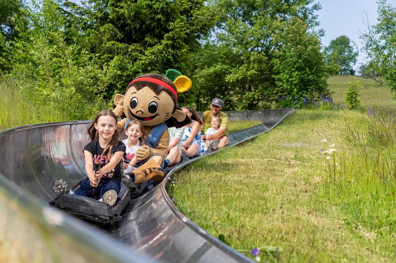 AHORN Hotel Am Fichtelberg Ausflugsziele Sommerrodelbahn Oberwiesenthal