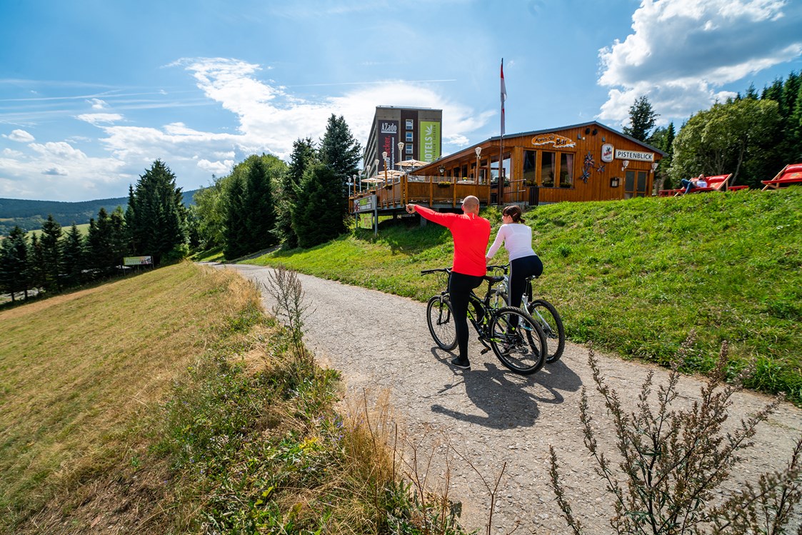 Kinderhotel: Radfahren - AHORN Hotel Am Fichtelberg