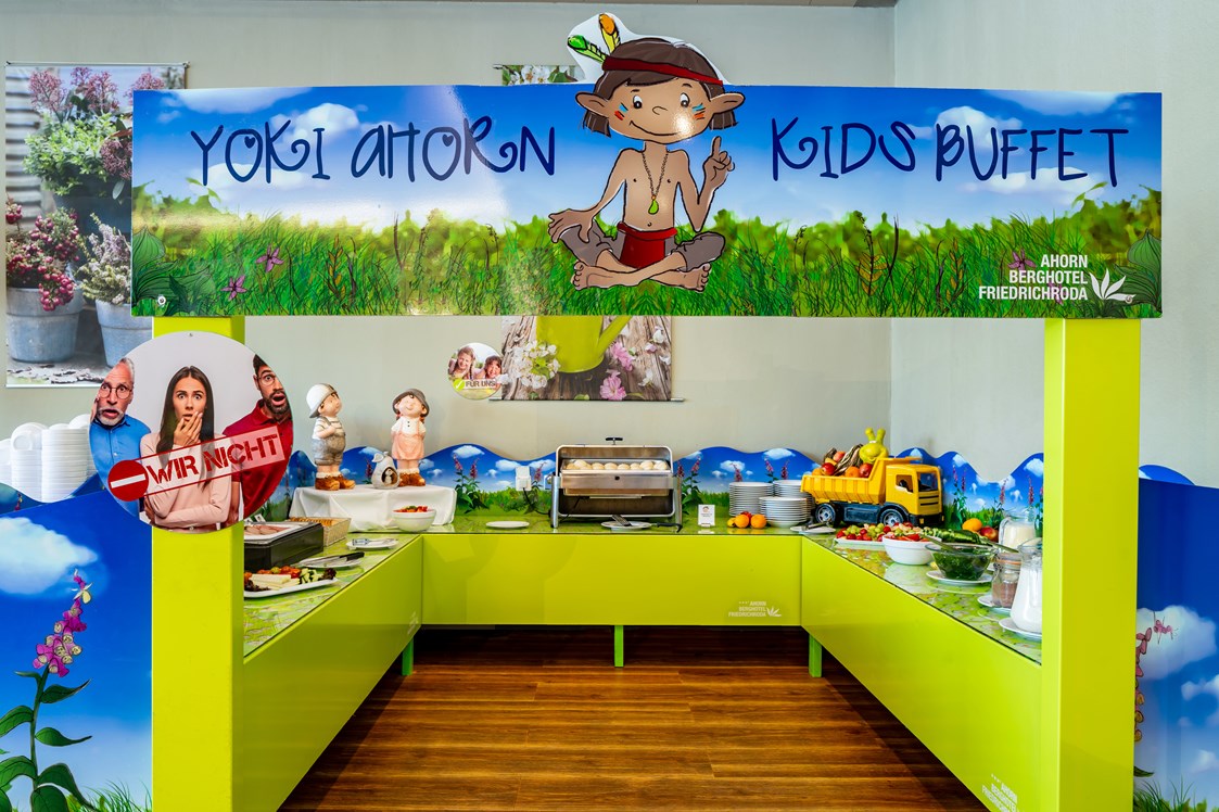 Kinderhotel: YOKI AHORN Kinderbuffet - AHORN Berghotel Friedrichroda