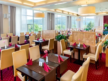 Kinderhotel: Halbpensionsrestaurant - AHORN Berghotel Friedrichroda