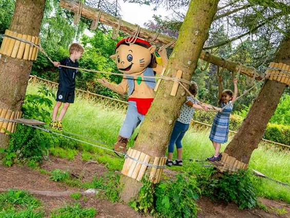 Kinderhotel: Kinderspielplatz - AHORN Berghotel Friedrichroda