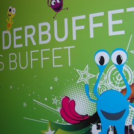 Kinderhotel: Kinder Buffet - Familien- und Sportresort Alpenblick