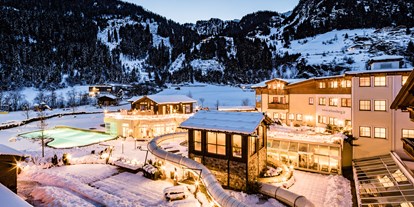 Familienhotel - Skikurs direkt beim Hotel - Hotel Schneeberg