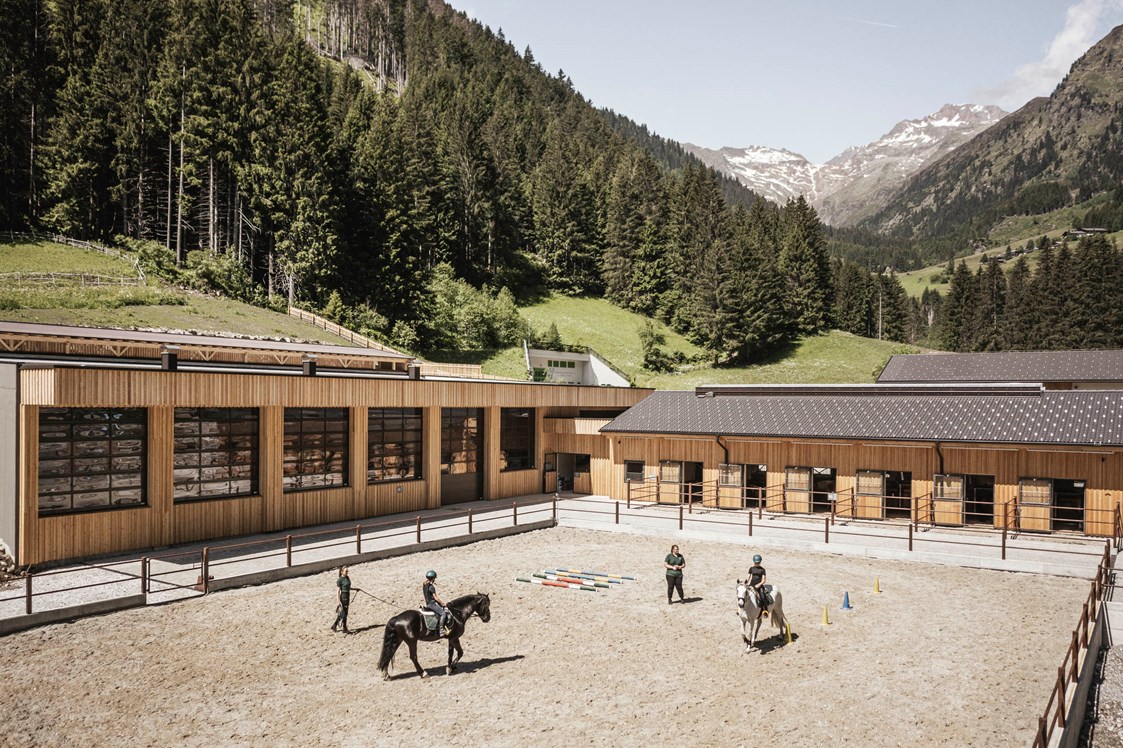 Kinderhotel: Der neue Reiterhof - Feuerstein Nature Family Resort