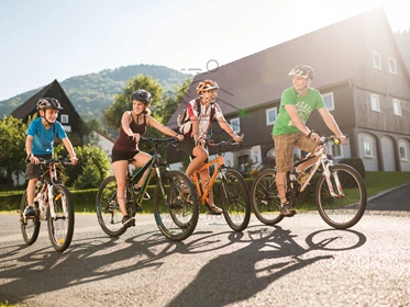 Kinderhotel: Fahrradverleih direkt vor Ort - Waldstrand-Hotel Großschönau
