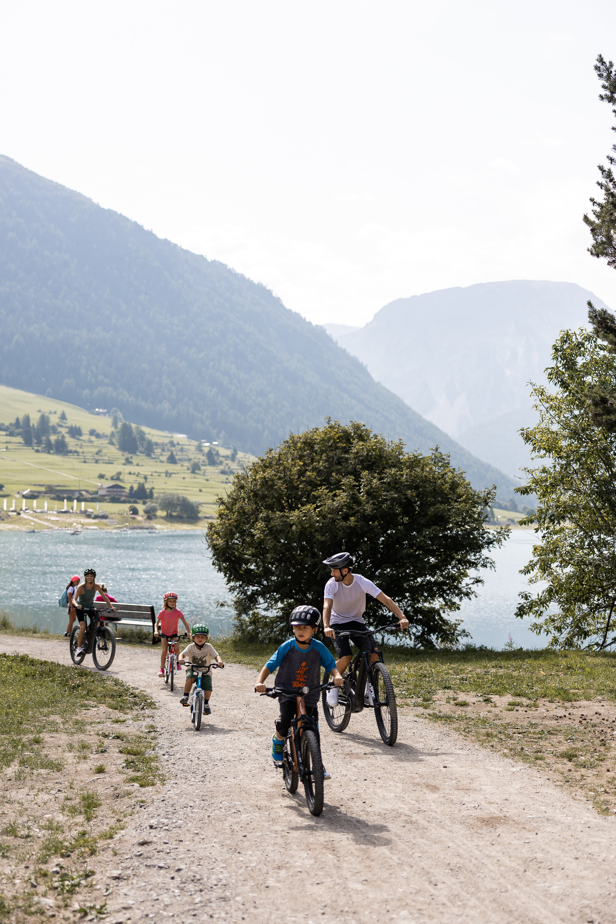 Kinderhotel: Radtour um den Reschensee  - DAS GERSTL Family Retreat