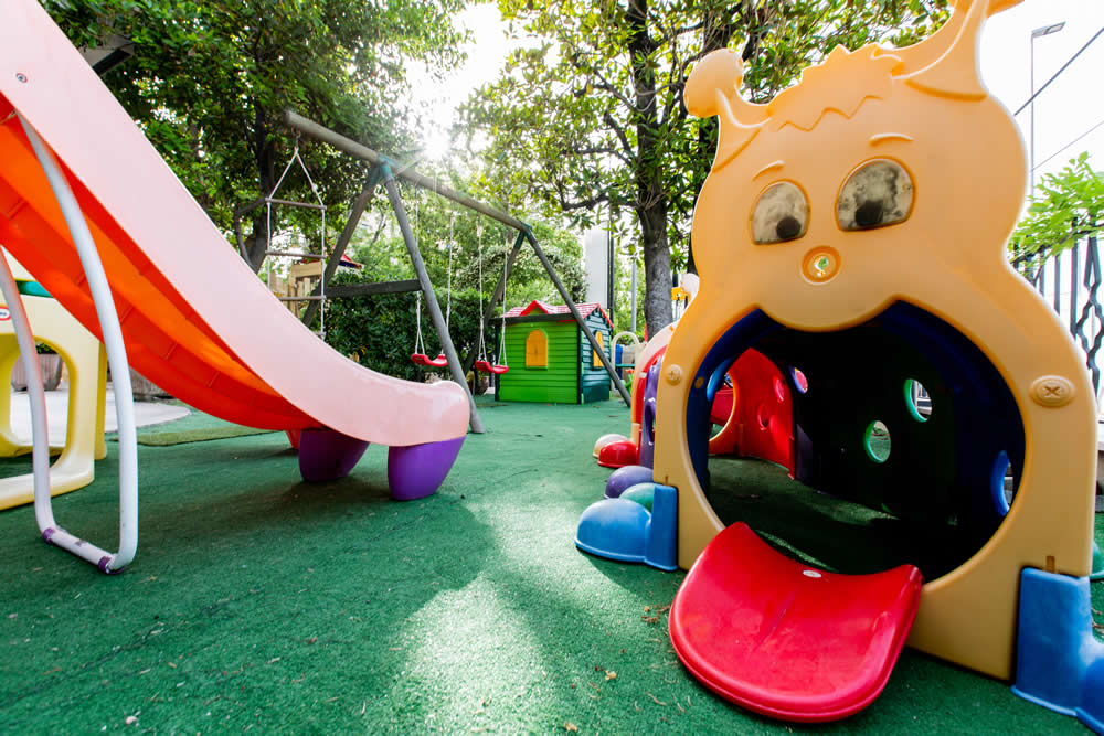 Kinderhotel: Garten und Spiele - Hotel Sympathy