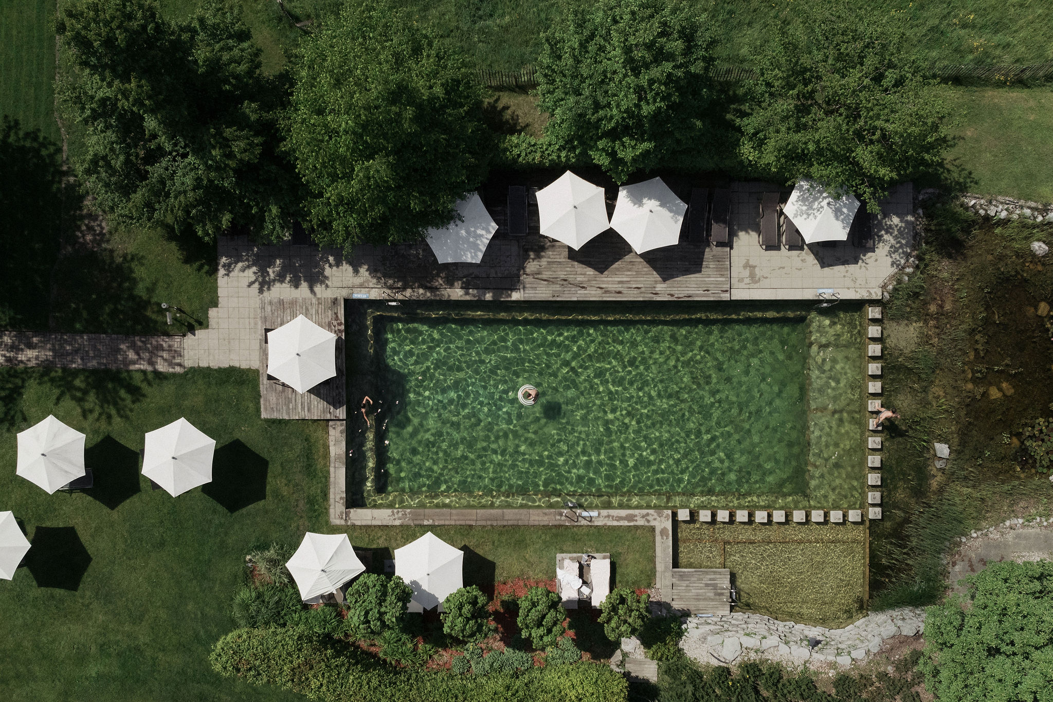 Familienhotel - Sauna - Kolbermoor - Naturpool im Hotel Kaiser in Tirol - Hotel Kaiser in Tirol