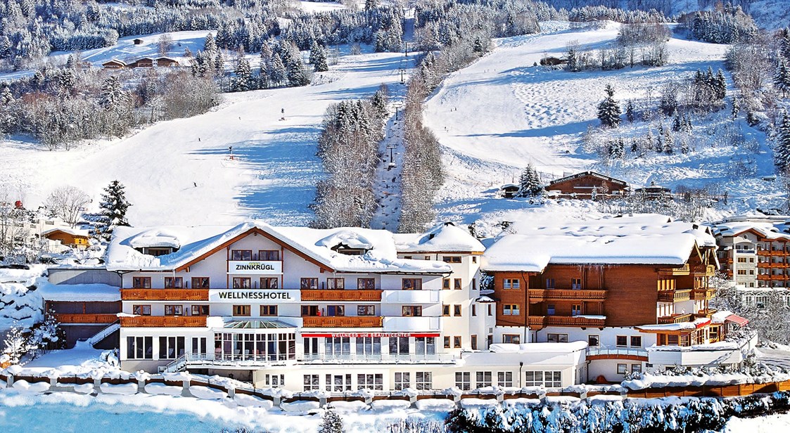 Kinderhotel: Der Winter im Zinnkrügl - top Lage direkt gegenüber der Bergbahnen im Snow Space Salzburg - Sportwelt Amadé - Hotel Zinnkrügl, Wellness-Gourmet & Relax Hotel
