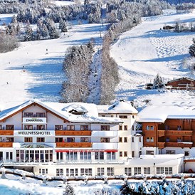 Kinderhotel: Der Winter im Zinnkrügl - top Lage direkt gegenüber der Bergbahnen im Snow Space Salzburg - Sportwelt Amadé - Hotel Zinnkrügl, Wellness-Gourmet & Relax Hotel