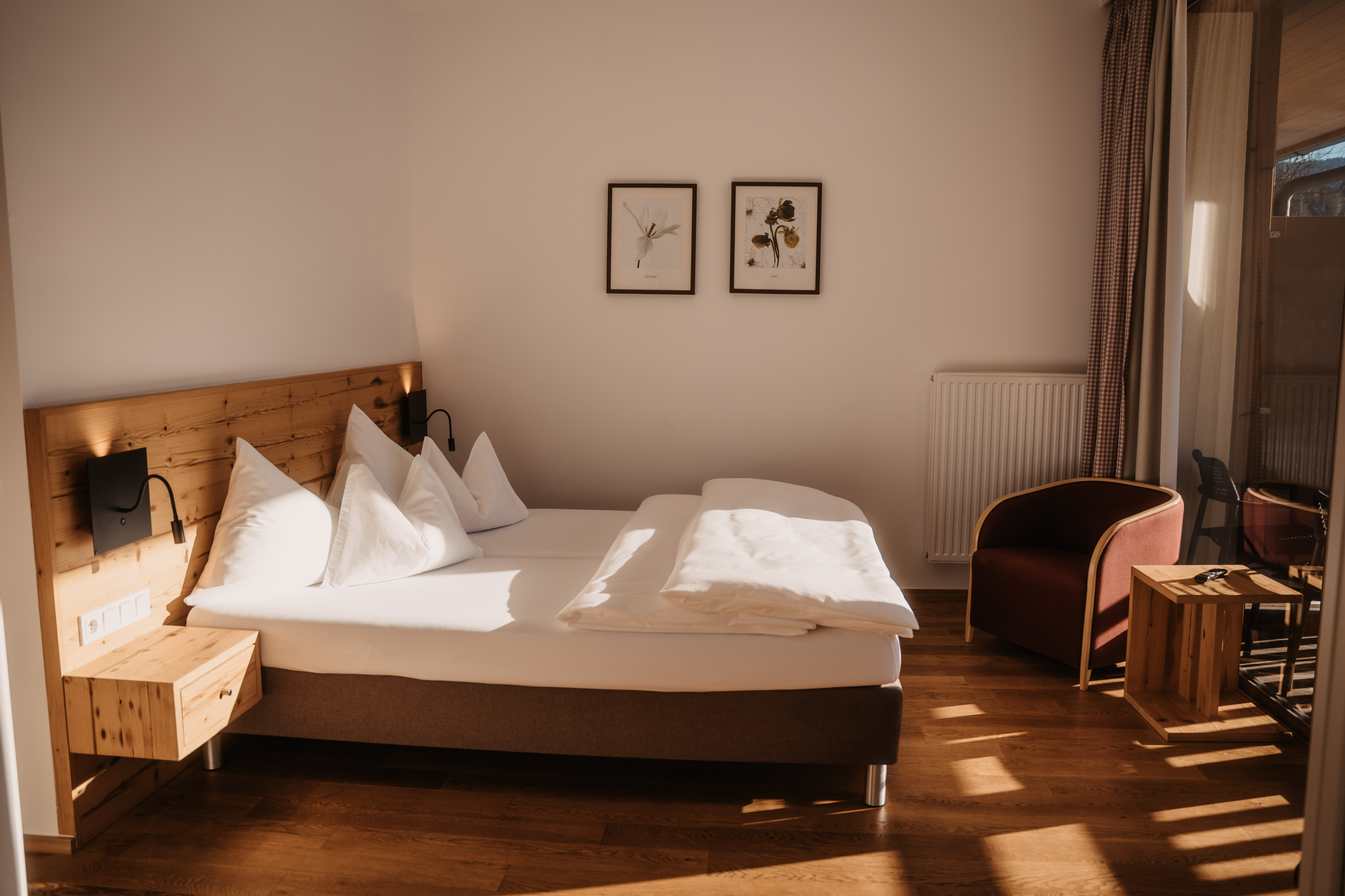 Kinderhotel: Familienzimmer Wiesenquell
38 m²
3-5 Gäste - Hotel …mein Neubergerhof****