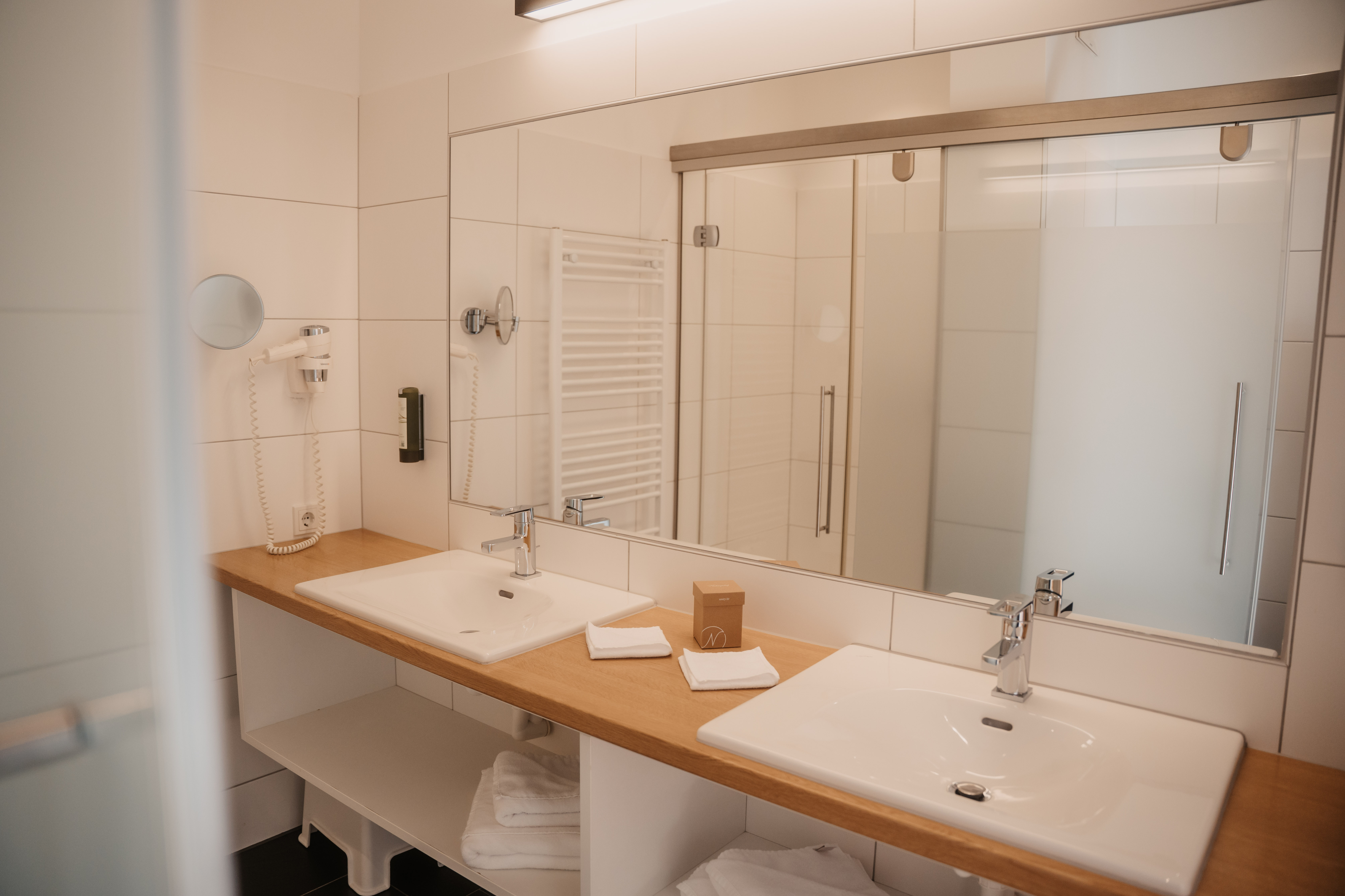 Kinderhotel: Familienzimmer Wiesenquell
38 m²
3-5 Gäste - Hotel …mein Neubergerhof****