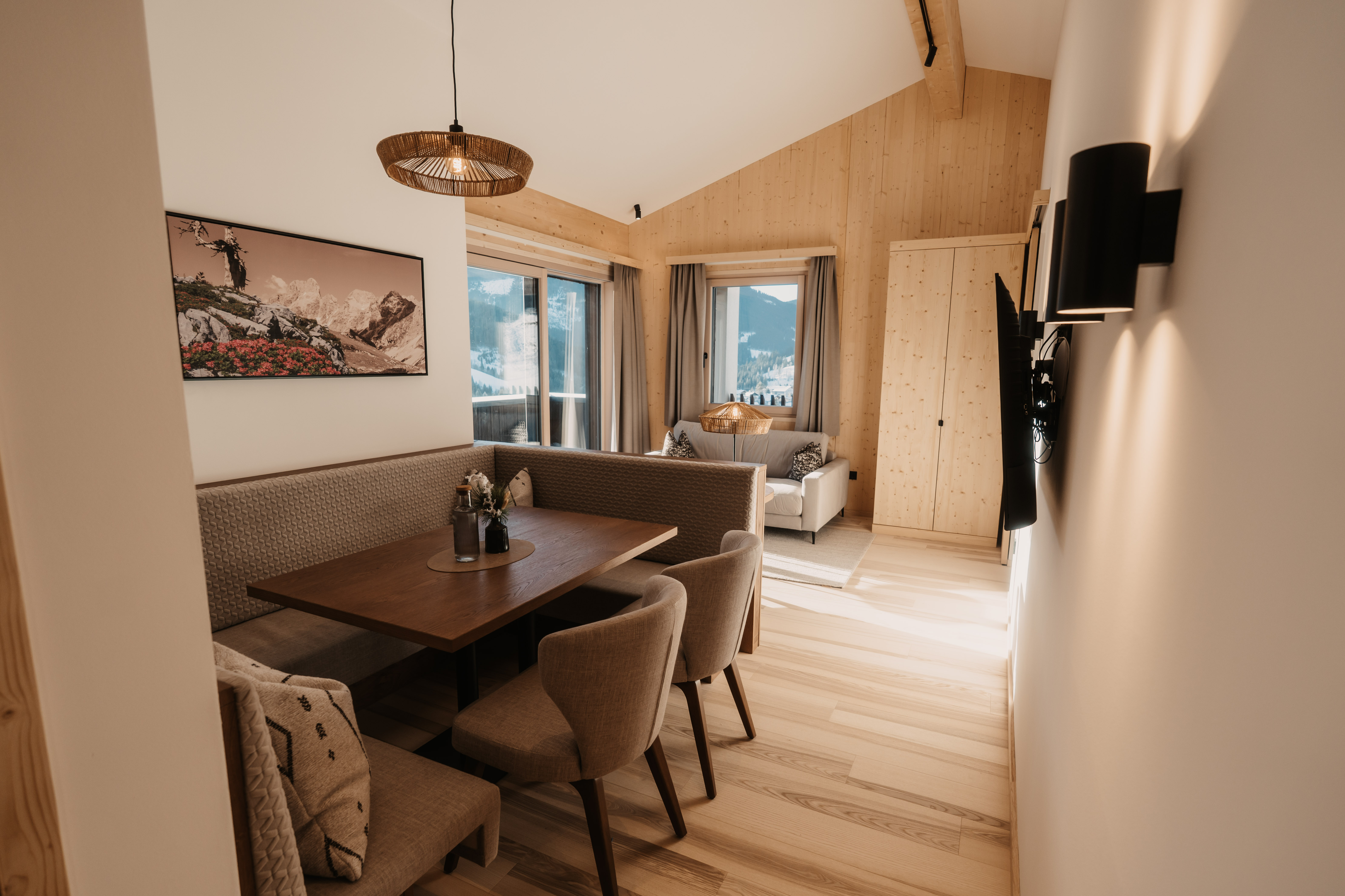 Kinderhotel: Top Suite über den Wolken
60 m²
4-5 Gäste - Hotel …mein Neubergerhof****