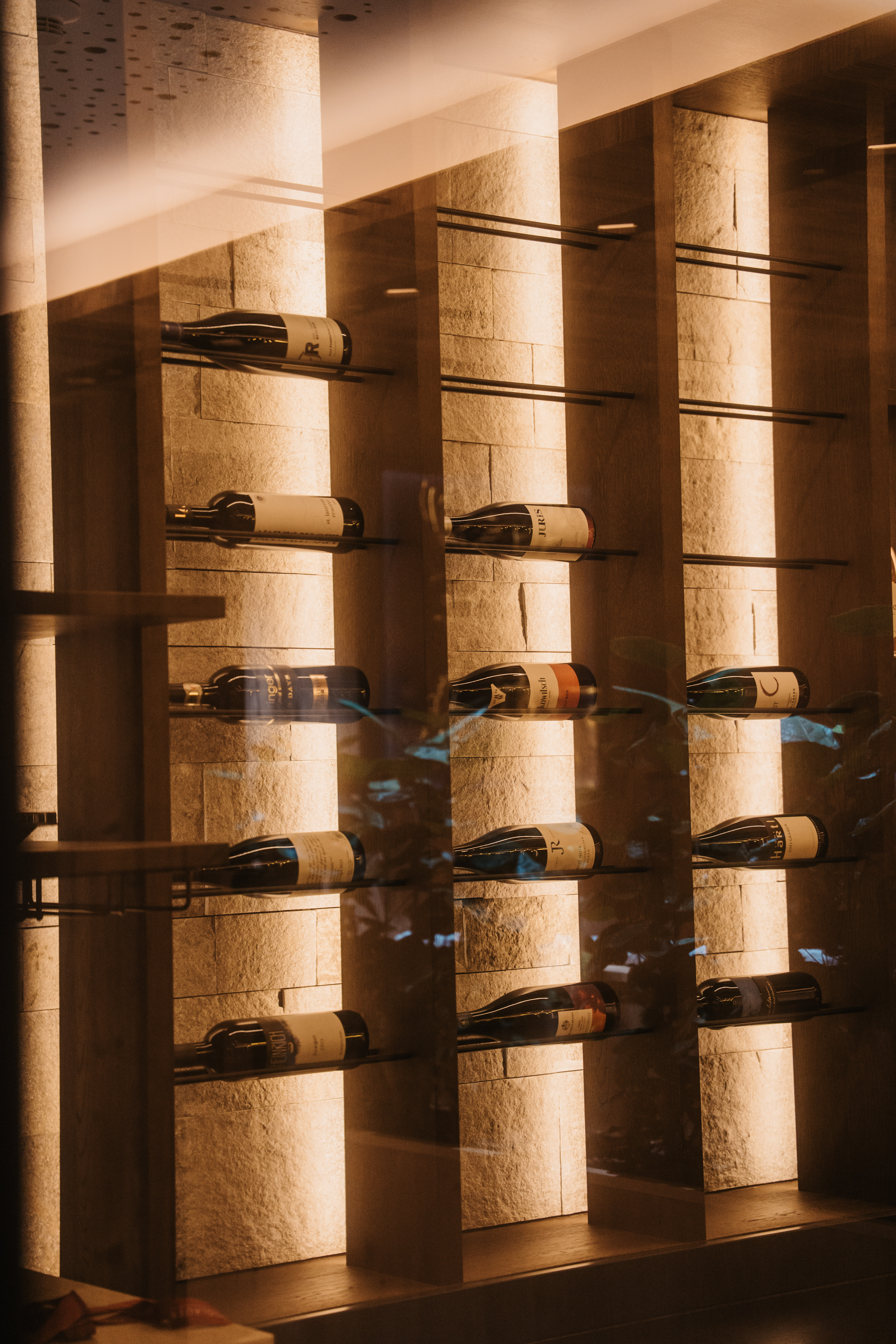 Kinderhotel: Vinothek - Hotel …mein Neubergerhof****