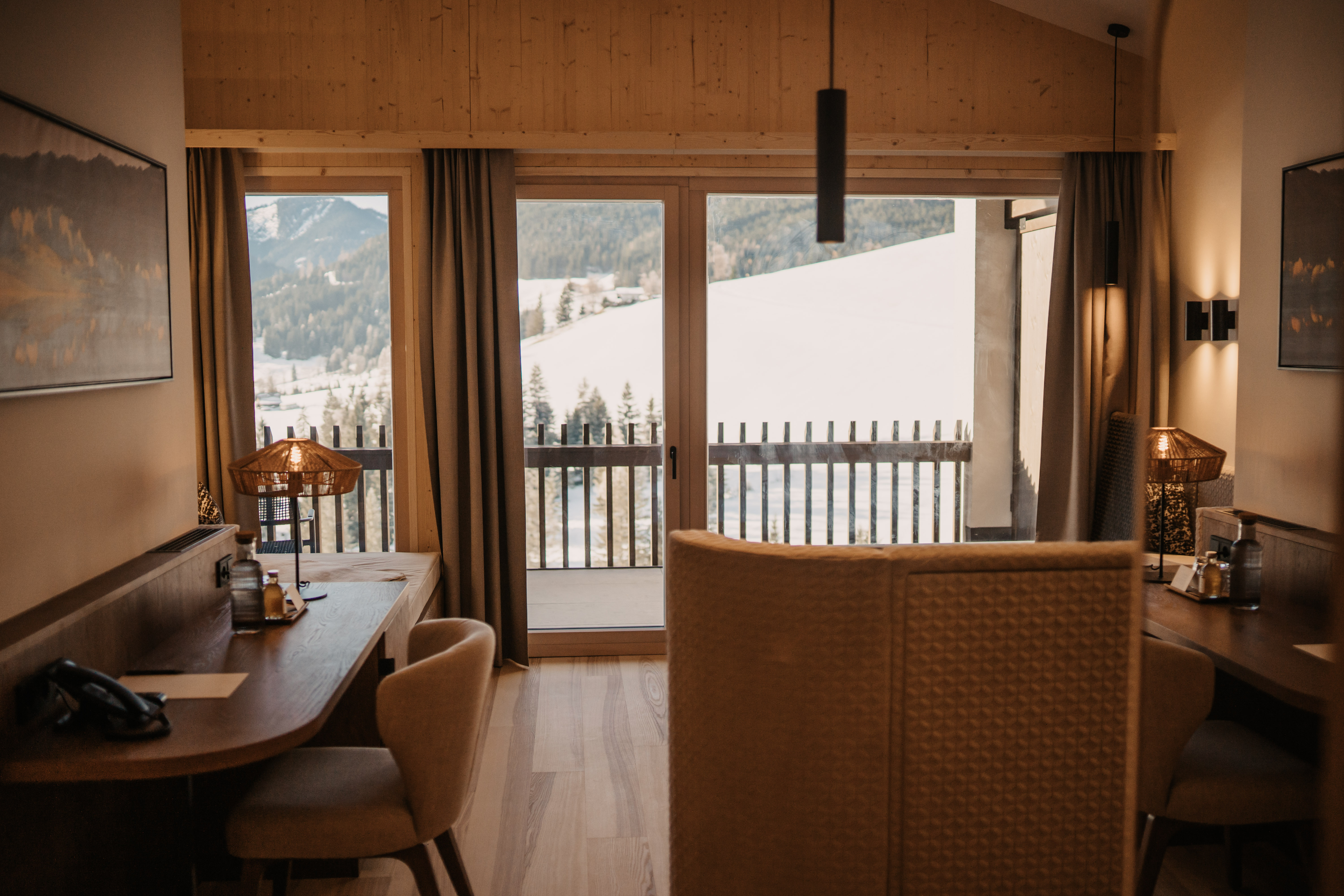 Kinderhotel: Doppelzimmer Wipfelglück
40 m²
2-3 Gäste - Hotel …mein Neubergerhof****S - Wohnen | Schlafen