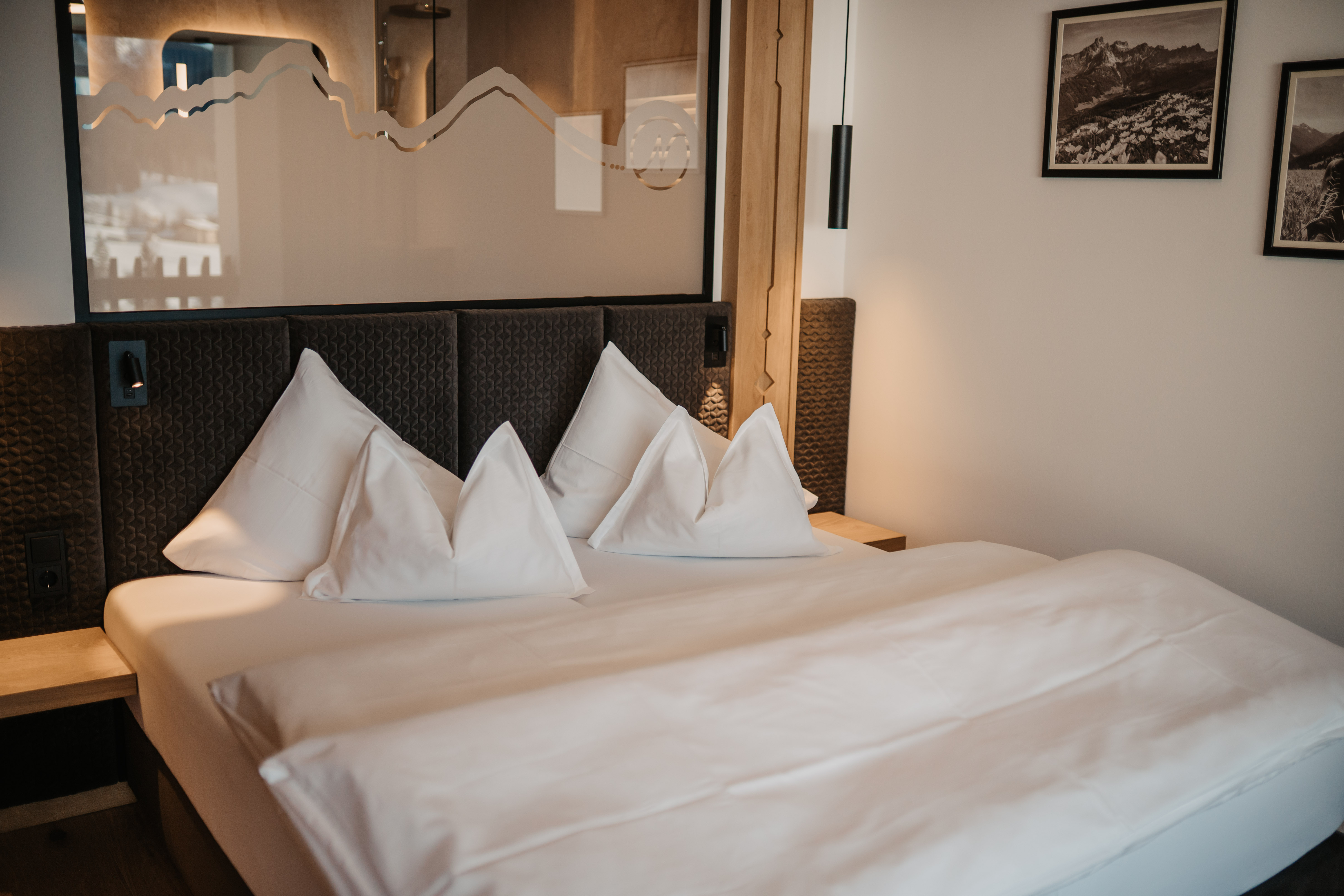 Kinderhotel: Familienzimmer Unendliche Weite
38 m²
3-5 Gäste - Hotel …mein Neubergerhof****S - Wohnen | Schlafen