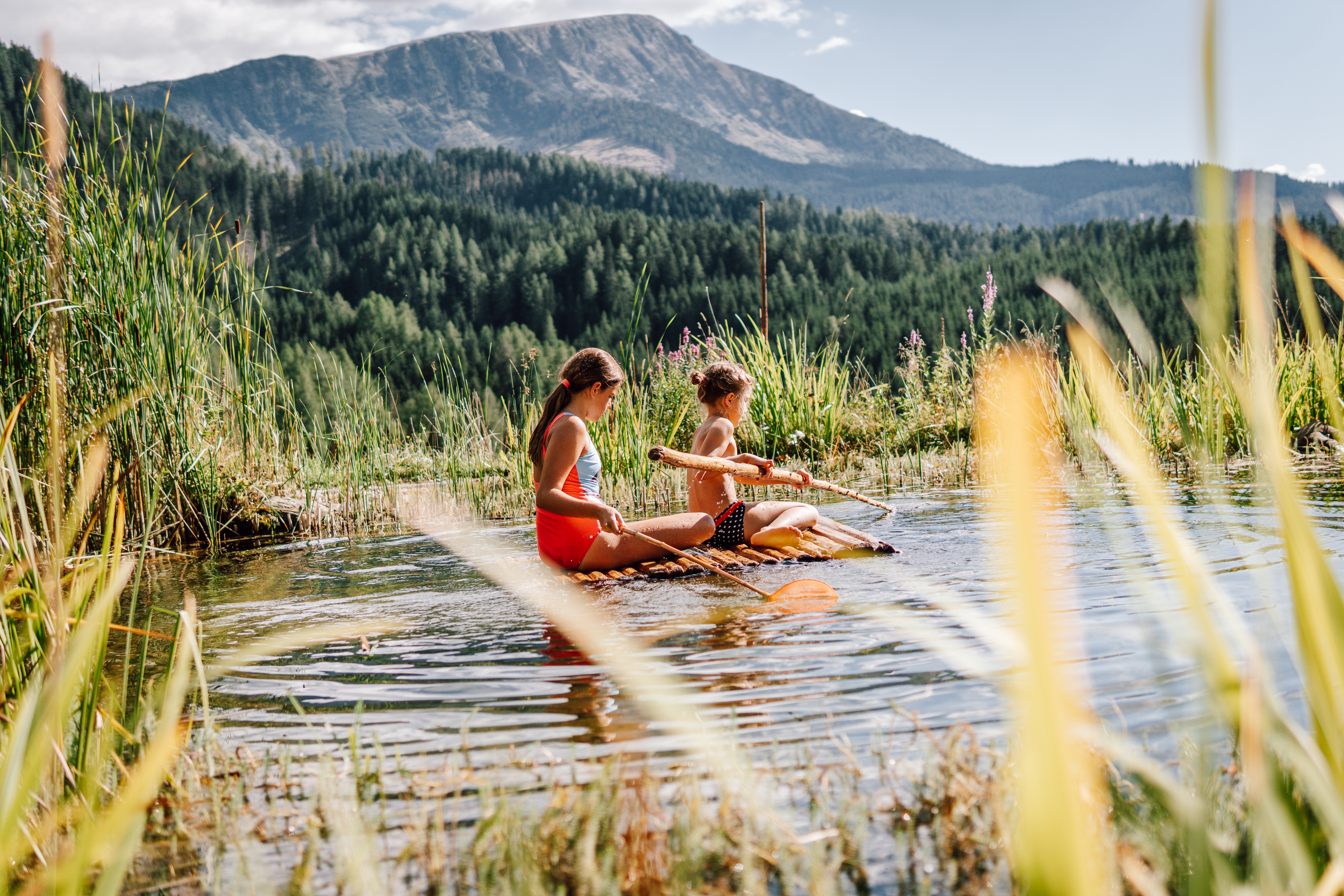 Familienhotel - Pools: Außenpool beheizt - Südtirol - Bio Schwimmteich  - Ortnerhof Family Nature Resort