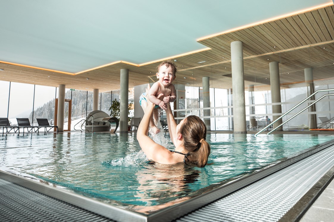 Kinderhotel: große Wasserwelt - Almfamilyhotel Scherer****s - Familotel Osttirol