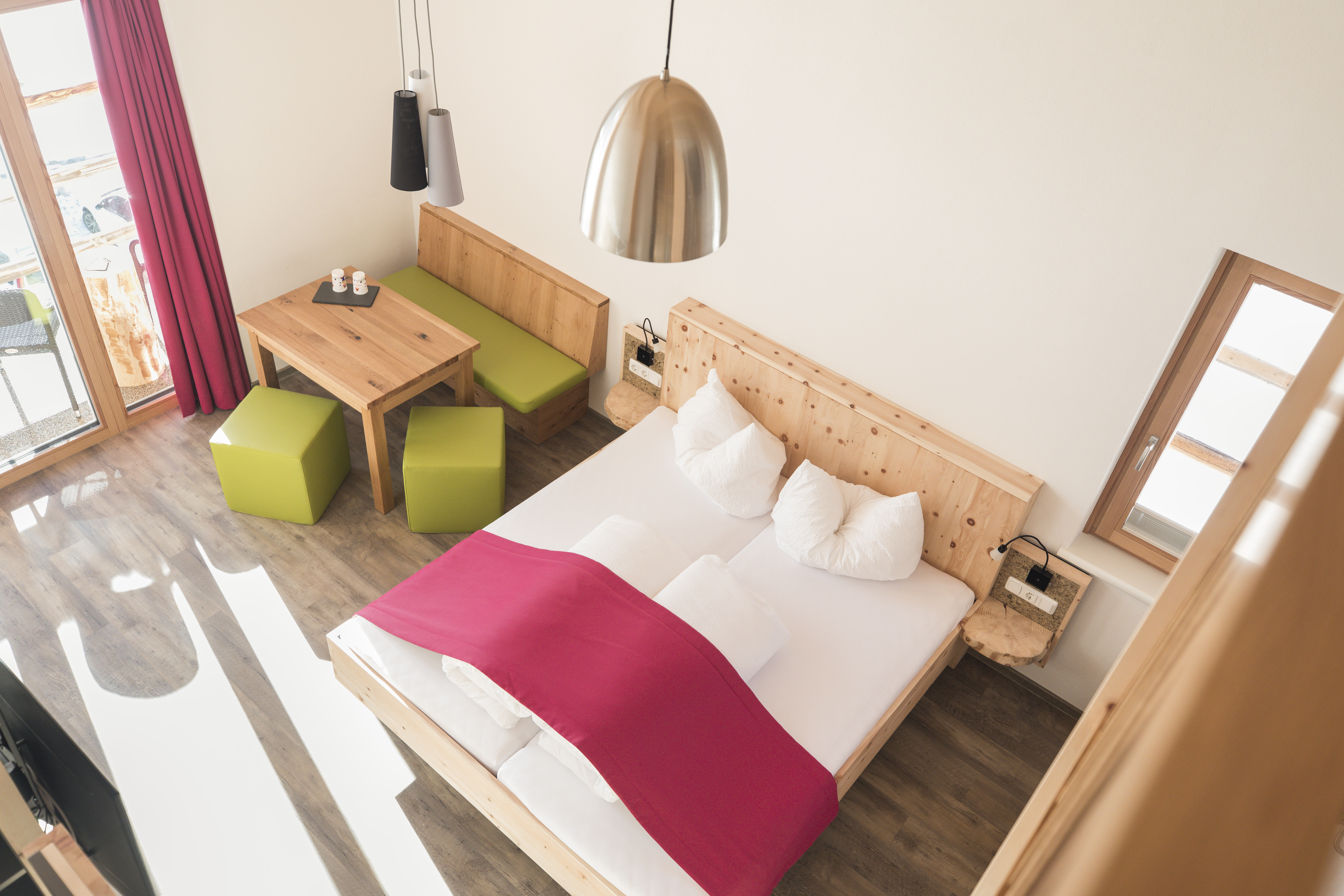 Kinderhotel: Zirbensuite - Almfamilyhotel Scherer****s - Familotel TIROL - Wohnen | Schlafen