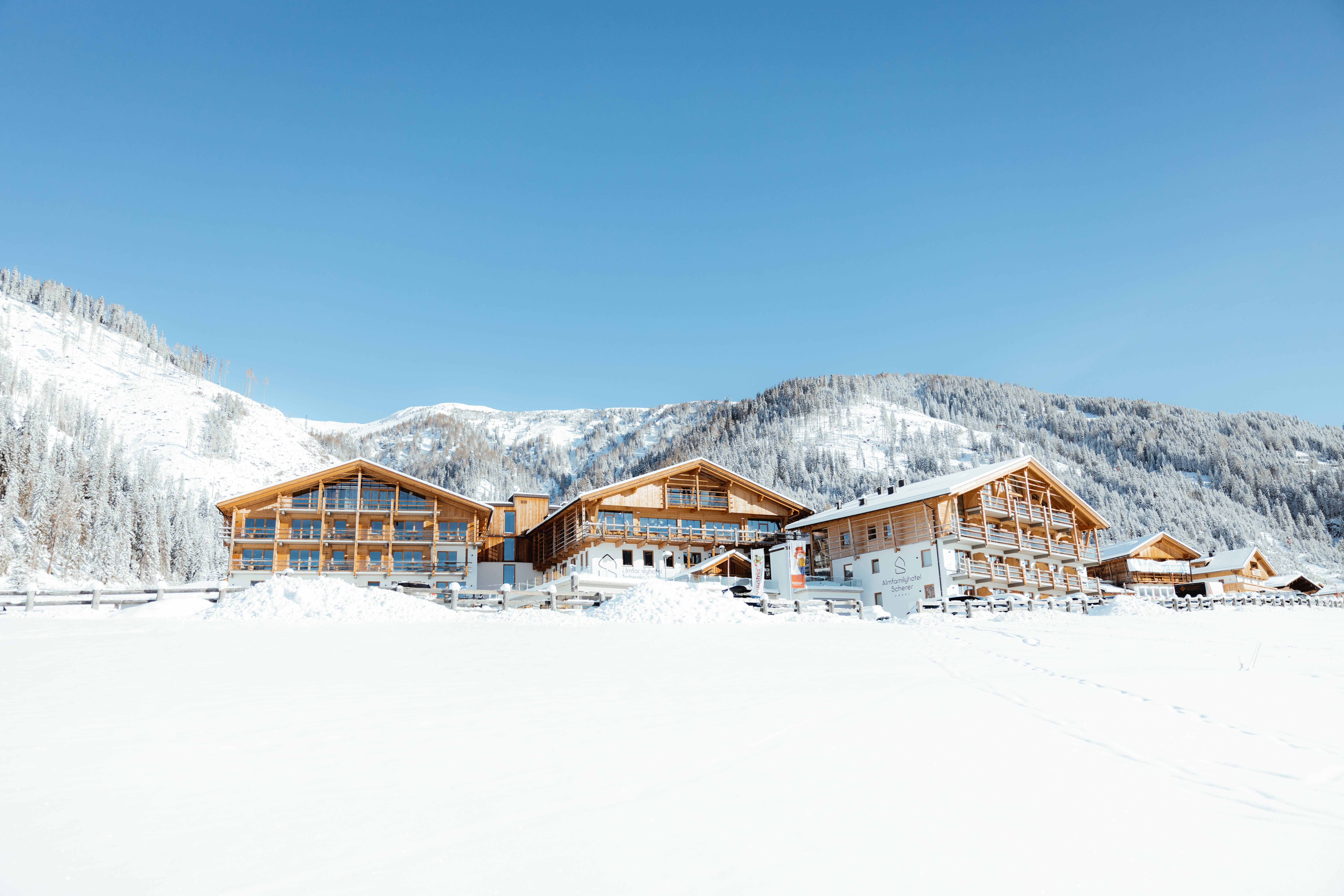 Kinderhotel: Winterparadies - Almfamilyhotel Scherer****s - Familotel TIROL - Hotel | Umgebung