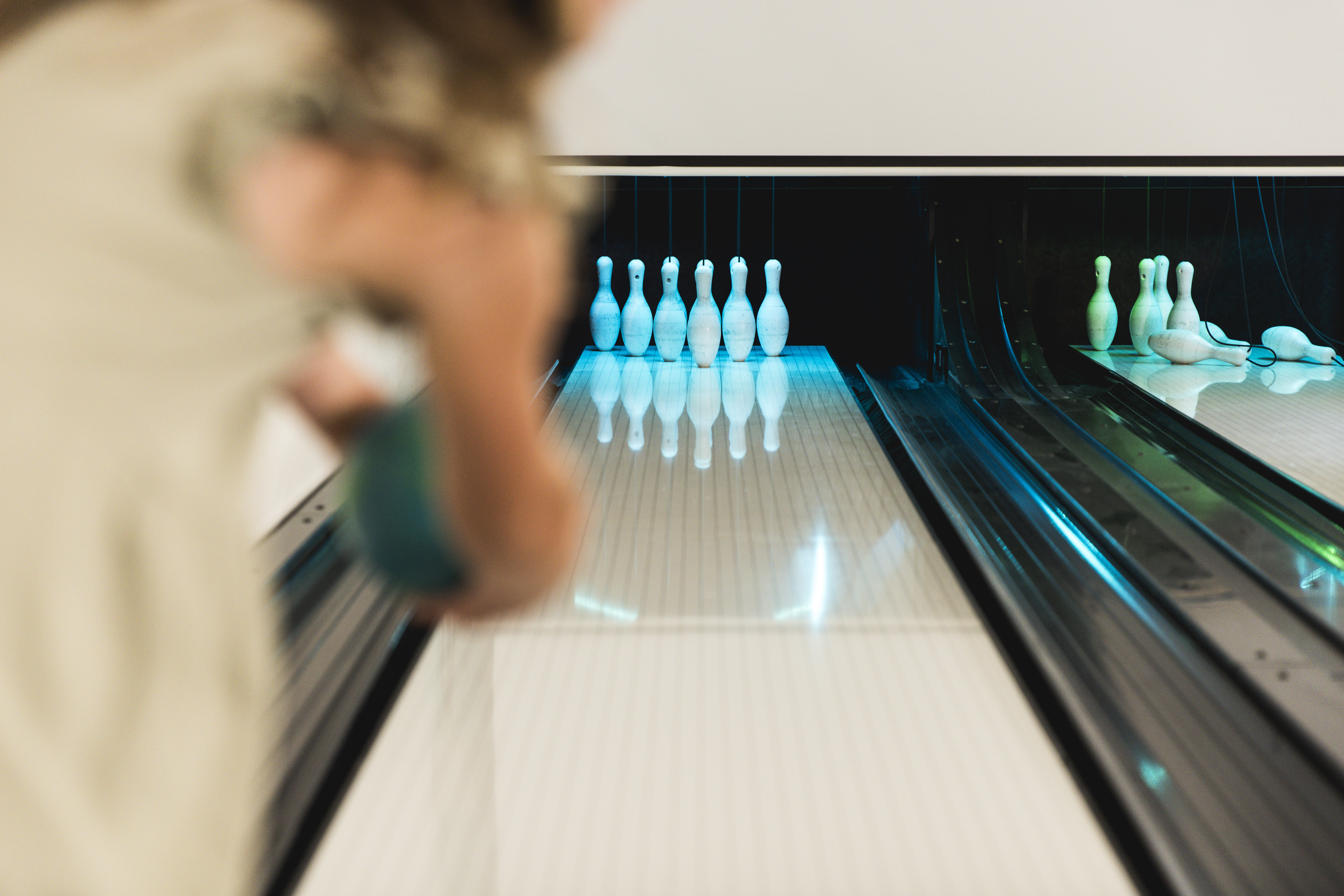 Kinderhotel: Bowling. Teenslounge. Familienprogramm. - Almfamilyhotel Scherer****s - Familotel TIROL - Spielen | Entdecken