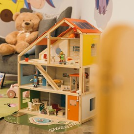 Kinderhotel: Kinderbetreuung wie bei Oma daheim - Kinderhotel Waldhof