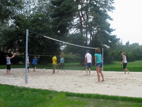 Kinderhotel: Beachvolleyball - Aparthotel Am See