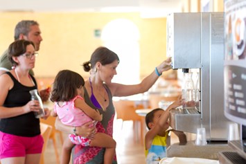 Kinderhotel: Fabilia Family Resort Gargano - Apulien - Drink & Food h24 - Fabilia Family Resort Gargano