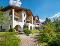 Kinderhotel: Aussenansicht Aparthotel Muchetta - Davos Wiesen - Graubünden - Schweiz - Aparthotel Muchetta