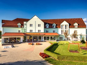 Kinderhotel: Thermenhotel KURZ - Thermenhotel Kurz****