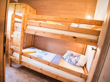 Kinderhotel: Kinderzimmer Burgstall (Beispielbilder)  - Hotel Auenhof