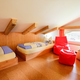 Kinderhotel: Kinderzimmer Burgstall (Beispielbilder)  - Hotel Auenhof